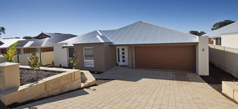 Steele Campbell Building - Noosa Builders 1