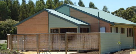 West Coast Rammed Earth - Noosa Builders 0