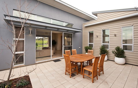 Bailey Homes - Noosa Builders 0