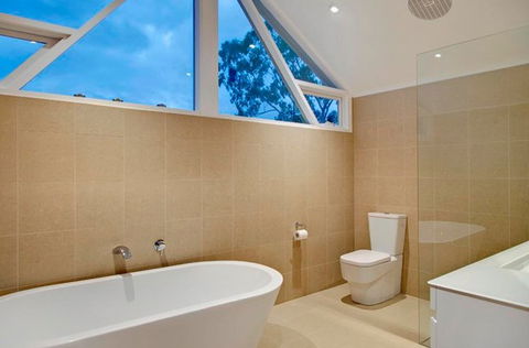 Bam Building & Electrical P/L - Noosa Builders 1