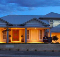 Bishop Building - Noosa Builders