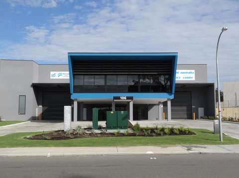 Buildcom Construction - Noosa Builders 0