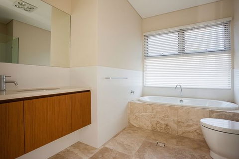 Castleprime Construction Pty Ltd - Noosa Builders 2