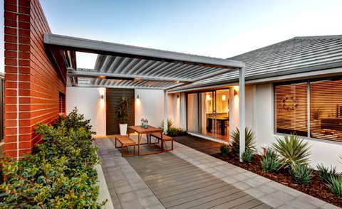 First Abode - Noosa Builders 0