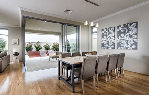 Highbury Homes (WA) Pty Ltd - Noosa Builders 2