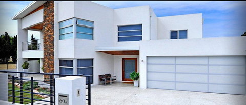 Little Developments - Noosa Builders 0