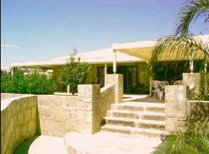 Murchison Rammed Earth - Noosa Builders 2