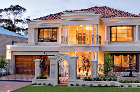 Atrium Homes - Noosa Builders 0