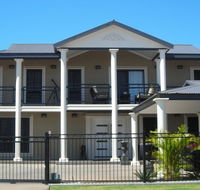 Ross Squire Homes - Noosa Builders