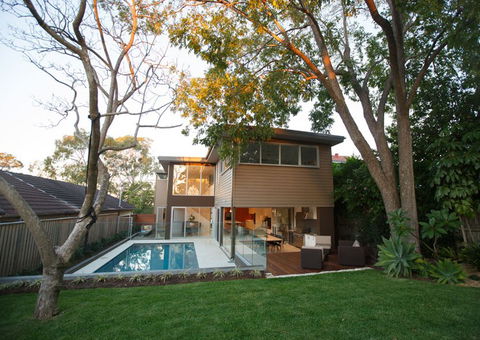 Upstairs Design & Building Co - Noosa Builders 0