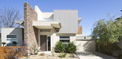 Chesterfield Prestige Homes - Noosa Builders 0