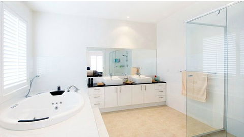 Meletis Homes Pty Ltd - Noosa Builders 0
