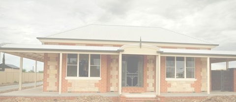 Barzen Builders - Noosa Builders 0