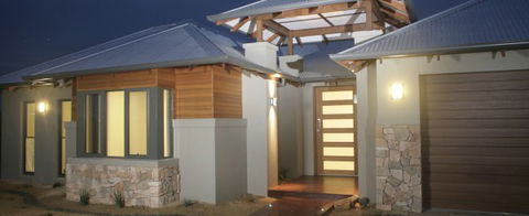 Barzen Builders - Noosa Builders 2