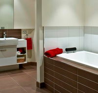 A.P.T. Construction Group - Noosa Builders