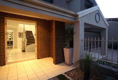 Bevnol Construction & Development - Noosa Builders 0
