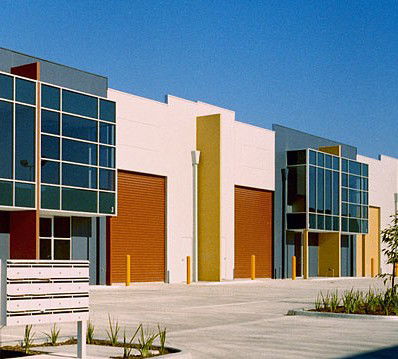 C M W Design & Construct (VIC) Pty Ltd - Noosa Builders 0