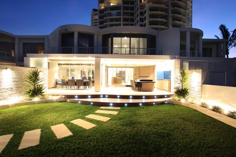 Atlas Building Queensland - Noosa Builders 2