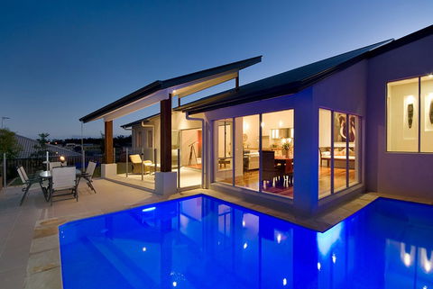 New Breeze Homes - Noosa Builders 0