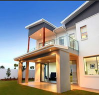 Squire Development Group - Noosa Builders