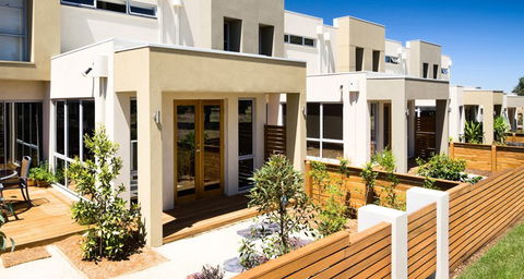AVJennings - Noosa Builders 0