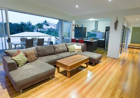 A. Rolley And Sons - Noosa Builders 1